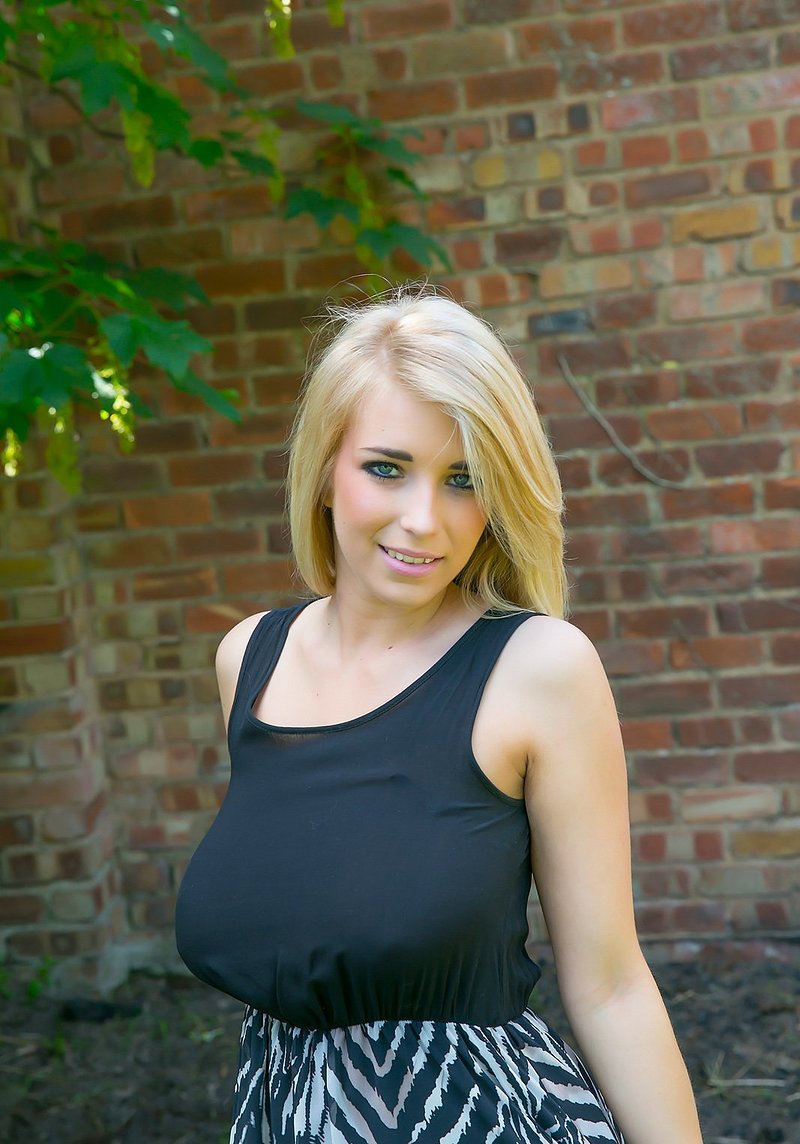 Ксения, 31